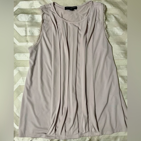 GUC BANANA REPUBLIC Pale Dusty Pink Front Detail Sleeveless Top, SZ XS - Picture 1 of 5
